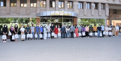 VALİ ŞAHİN, YKS’DE DERECEYE GİRENLERİ AĞIRLADI