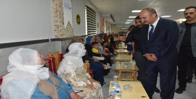 VALİ TAZİYE EVİ AÇTI