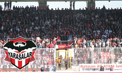 Yarasalar’dan yönetime çağrı: Ben sen yok Petrolspor var!