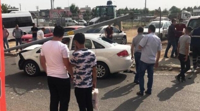 Yayadan kaçtı direğe vurdu