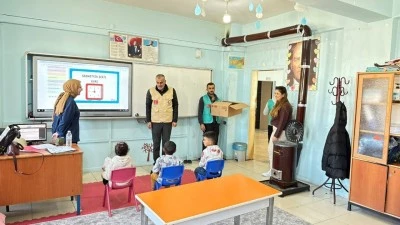 YÜZLERCE ÖĞRENCİNİN YÜZÜ GÜLDÜ