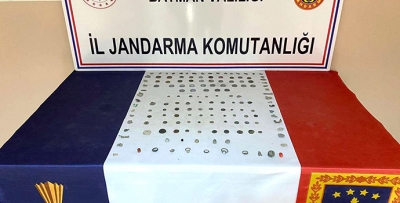 Yüzlerce tarihi eser ele geçirildi